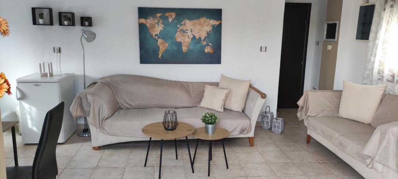 Maria'S Luxury Apartment Kassandra Exterior photo