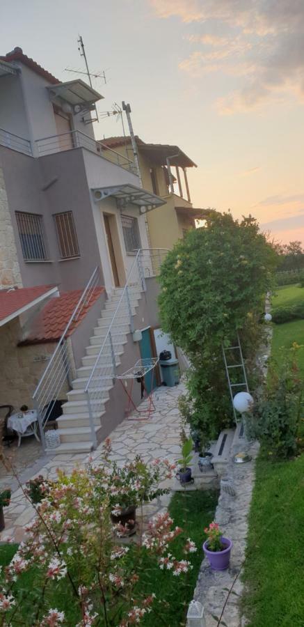Maria'S Luxury Apartment Kassandra Exterior photo